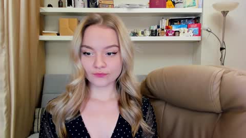 Snapshot of kara_smith_ chatting on 12.06.24 Kara. Off from 15th till 24th of December online show from 12.06.24