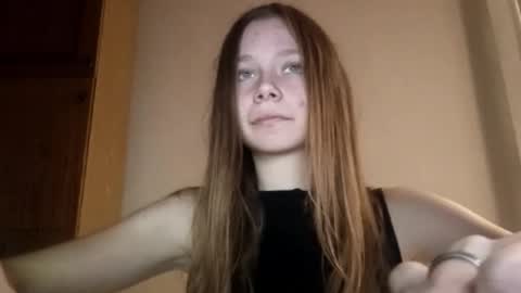 Snapshot of karaescorcia chatting on 12.13.25 Ria online show from 12.13.25