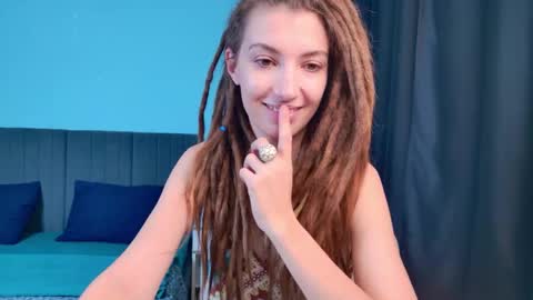 Kara online show from 10.14.25