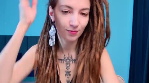 Kara online show from 11.20.25