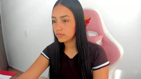 karely_sweet_ online show from 05.12.26