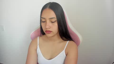 karely_sweet_ online show from 07.10.26