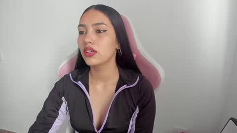 karely_sweet_ online show from 07.17.26