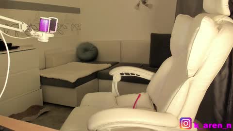 karen0092 online show from 02.17.25