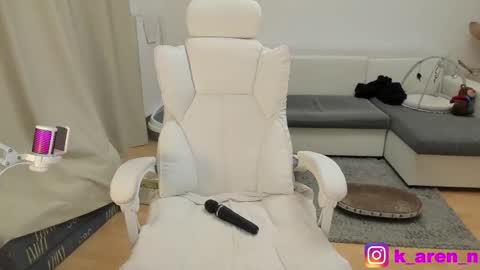 karen0092 online show from 10.28.25