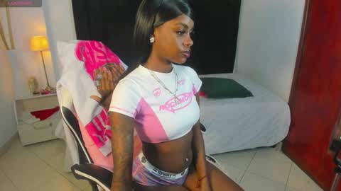 karen_adamss online show from 01.15.26