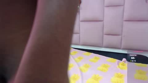 Snapshot of karen_davids chatting on 12.21.24 karen online show from 12.21.24