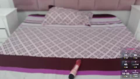 Snapshot of karen_davids chatting on 12.23.24 karen online show from 12.23.24