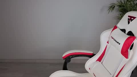 Snapshot of karen_lxve chatting on 03.04.26 Karen online show from 03.04.26