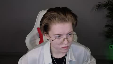 Karen online show from 03.20.26