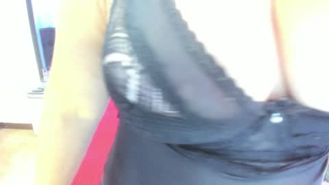 Snapshot of karen_milf_2 chatting on 01.26.25 Karen online show from 01.26.25