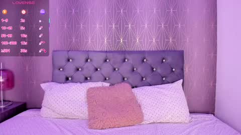 karen_roxe online show from 04.23.26