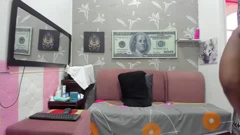 Karen online show from 01.15.25