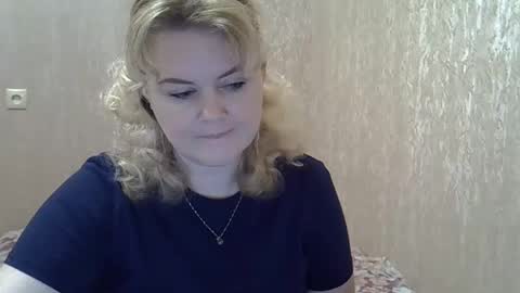 karennelsonx online show from 01.16.25