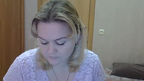 karennelsonx online show from 03.10.25