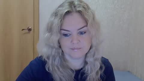 karennelsonx online show from 09.25.25