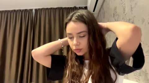 Snapshot of kareystutsman chatting on 12.16.25 kareystutsman online show from 12.16.25