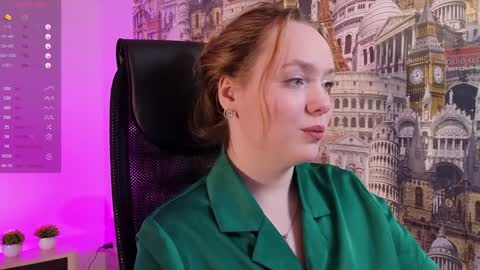 Snapshot of kari_lunna chatting on 01.30.25 Karoline online show from 01.30.25