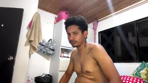 Snapshot of kariina_candy chatting on 02.17.26 kariina candy and fox online show from 02.17.26