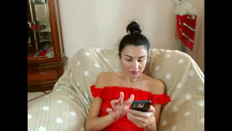 Karina online show from 10.19.25