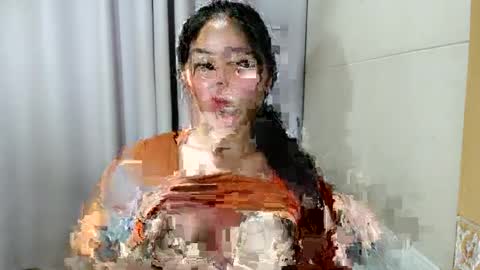 I AM BELLE online show from 03.11.25