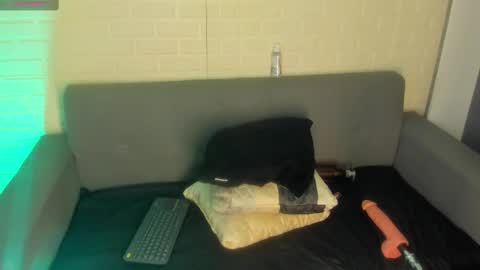 Kari online show from 09.10.25