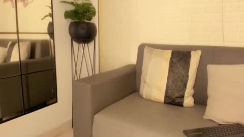 Kari online show from 10.22.25