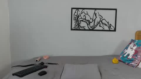 Snapshot of karina_lopez7 chatting on 11.19.25 karina_lopez7 online show from 11.19.25