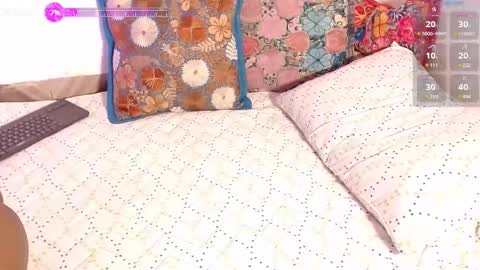 karina Taylor online show from 03.04.25