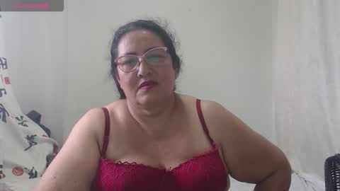 Snapshot of karina_turbay chatting on 09.27.25 Karina online show from 09.27.25