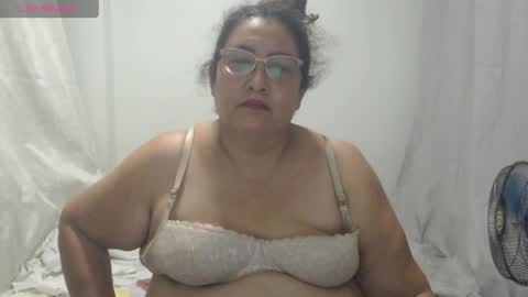 Karina online show from 04.14.26