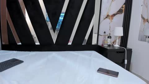 KarinaSimonz online show from 02.22.26