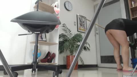 Karin online show from 01.24.25