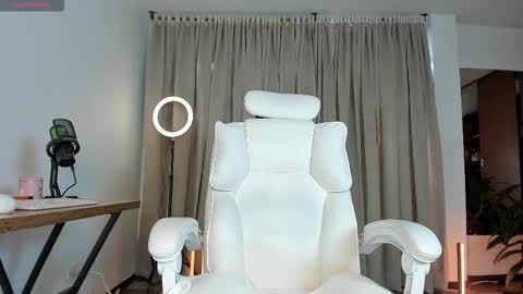 Karin online show from 03.12.26