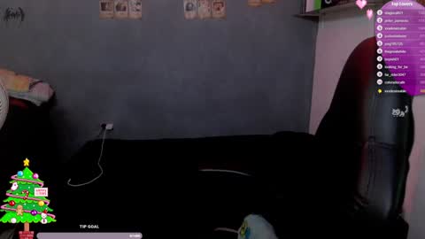 Snapshot of kariozzz chatting on 12.13.24 call me kai 3 online show from 12.13.24