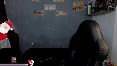 Snapshot of kariozzz chatting on 12.16.24 call me kai 3 online show from 12.16.24