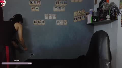 Snapshot of kariozzz chatting on 01.05.25 call me kai 3 online show from 01.05.25