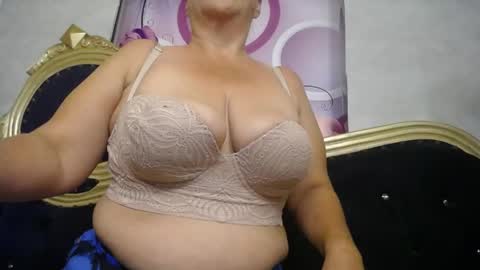 Snapshot of karito_mature17 chatting on 04.21.26 Karito online show from 04.21.26