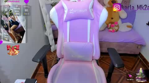 Snapshot of karla_cutee1 chatting on 12.09.24 karla online show from 12.09.24