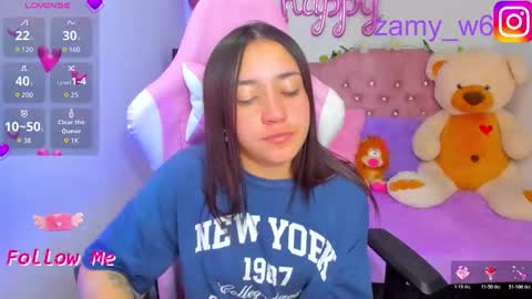 Snapshot of karla_cutee1 chatting on 10.25.25 karla online show from 10.25.25