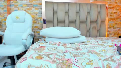  Karla  online show from 01.21.25