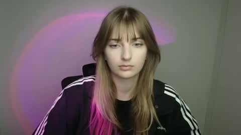 Karla online show from 09.21.25