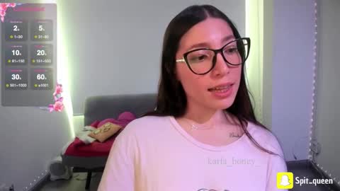 Snapshot of karla_honey_ chatting on 12.01.25 Karla online show from 12.01.25