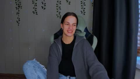 karla_lim online show from 10.15.25