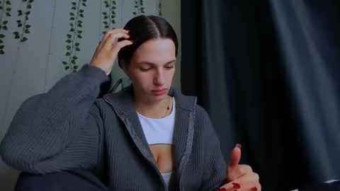 karla_lim online show from 11.21.25