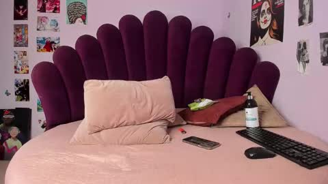 karen online show from 09.26.25