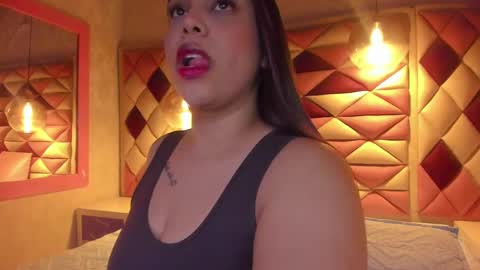 karolina  online show from 03.10.25