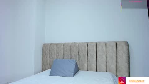 karolina  online show from 12.01.25