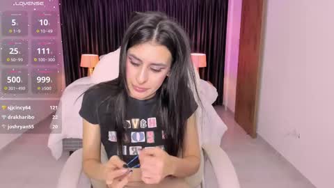 Snapshot of karlaa_james chatting on 03.01.25 Karlaa  online show from 03.01.25