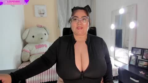 Karla Lane  online show from 04.25.26